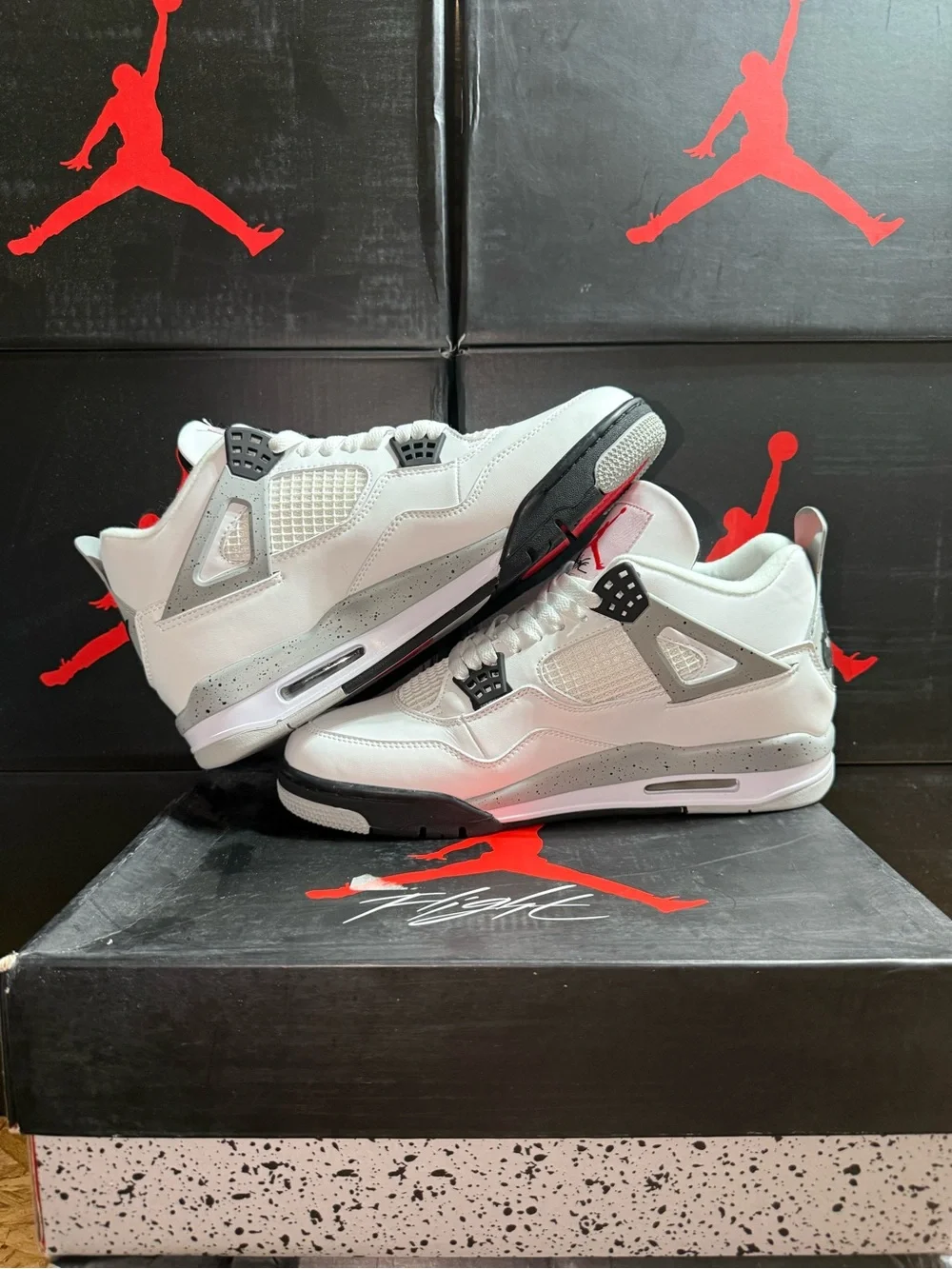 Jordan 4 Retro White CementMen’s White and Black Retro 4 Basketball Sneakers